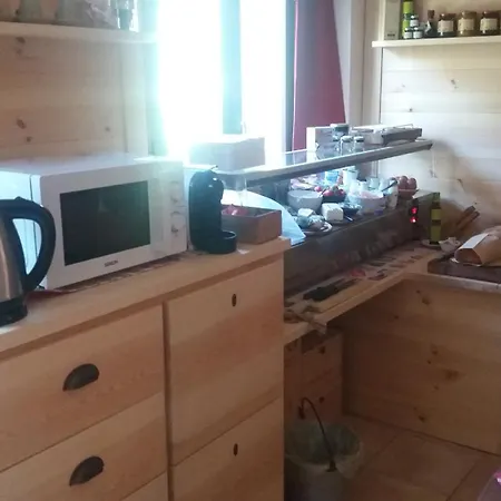 Dell'antica Osteria -varzo 住宿加早餐酒店 3*